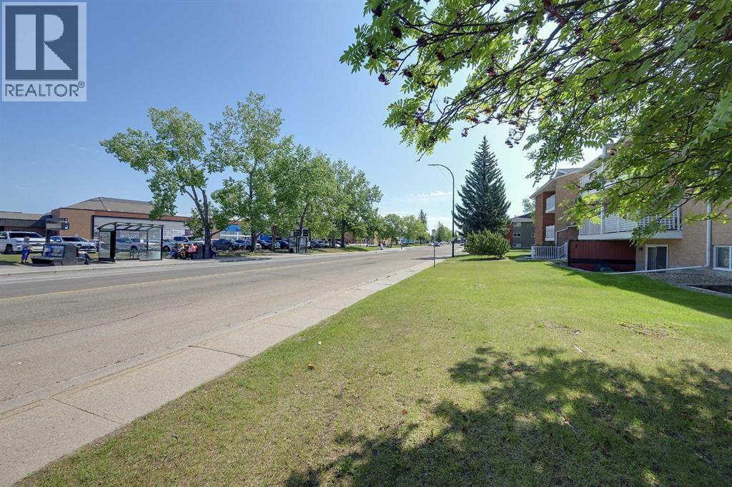 41 Bennett, Red Deer