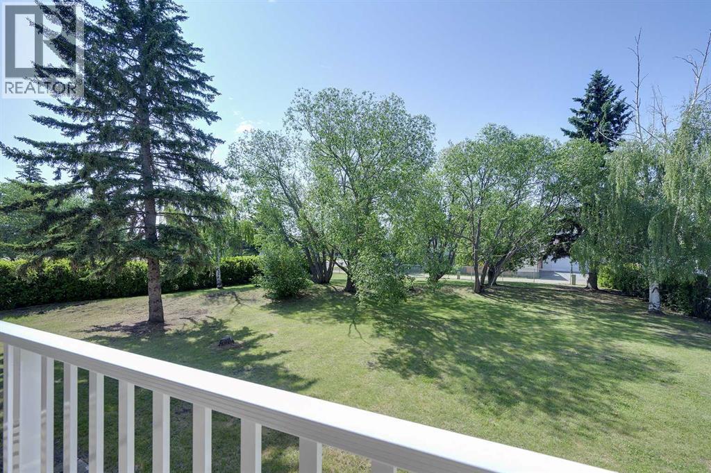 41 Bennett, Red Deer
