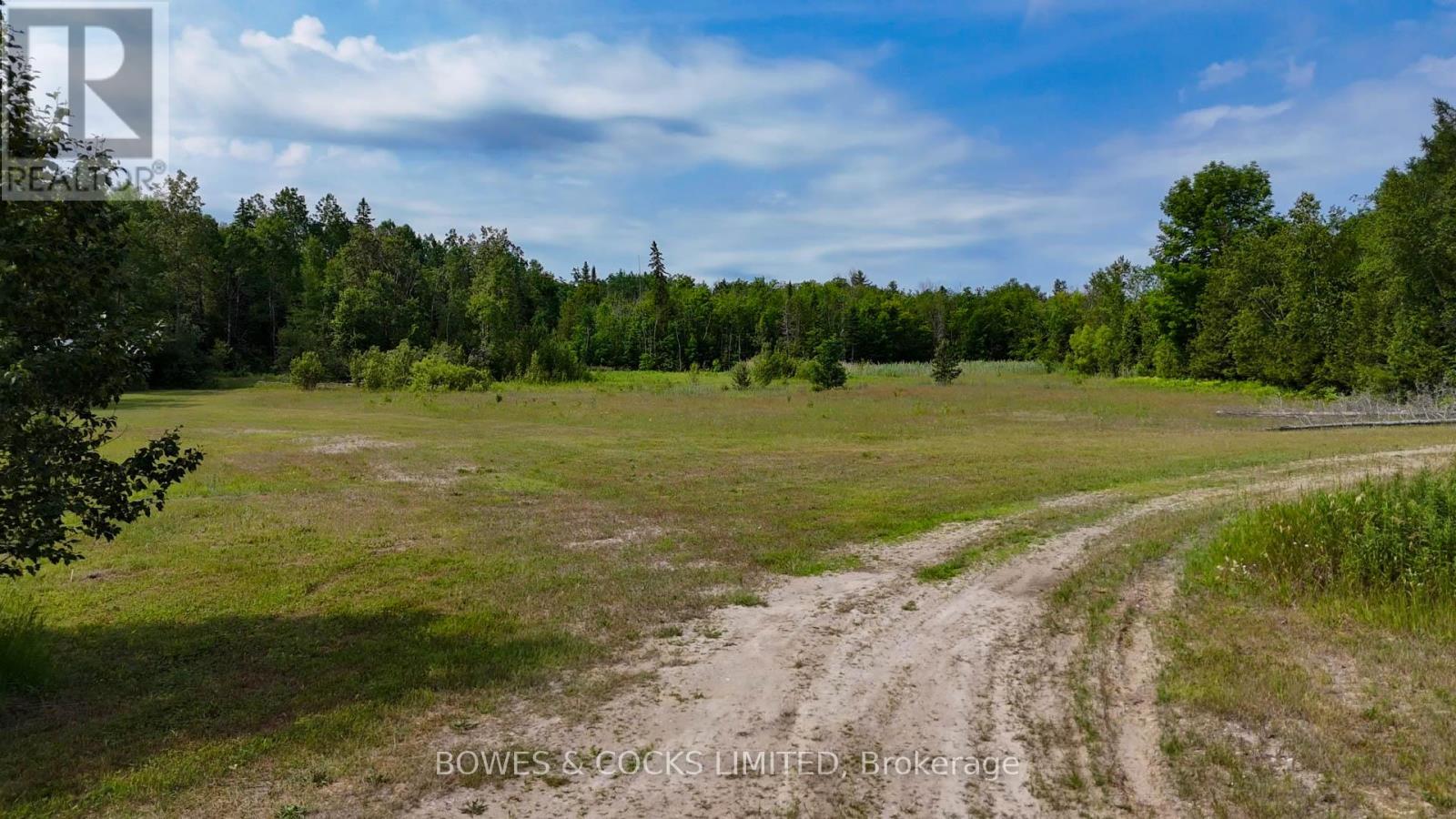 Photo 10 of 138 Weslemkoon Lake Road, Tudor And Cashel ON