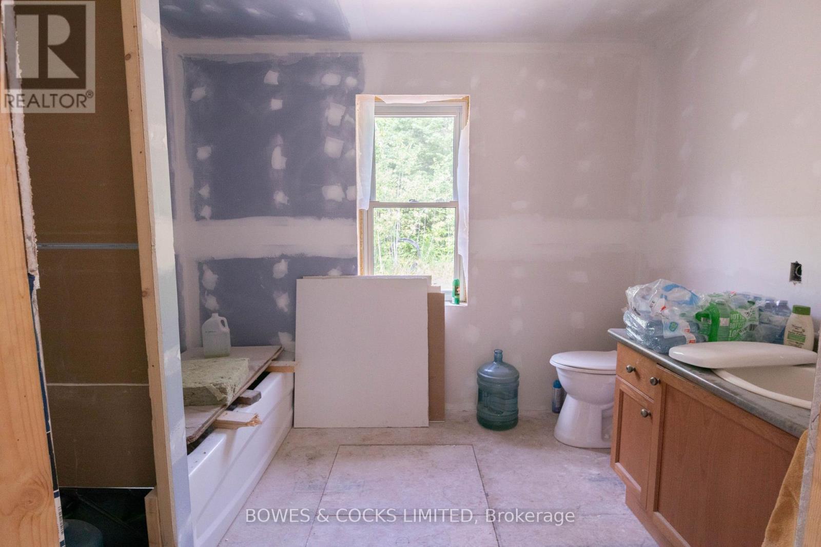 Photo 15 of 138 Weslemkoon Lake Road, Tudor And Cashel ON