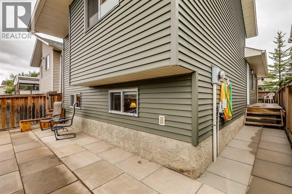 Photo 31 of 19 Martinwood Court Ne, Calgary AB