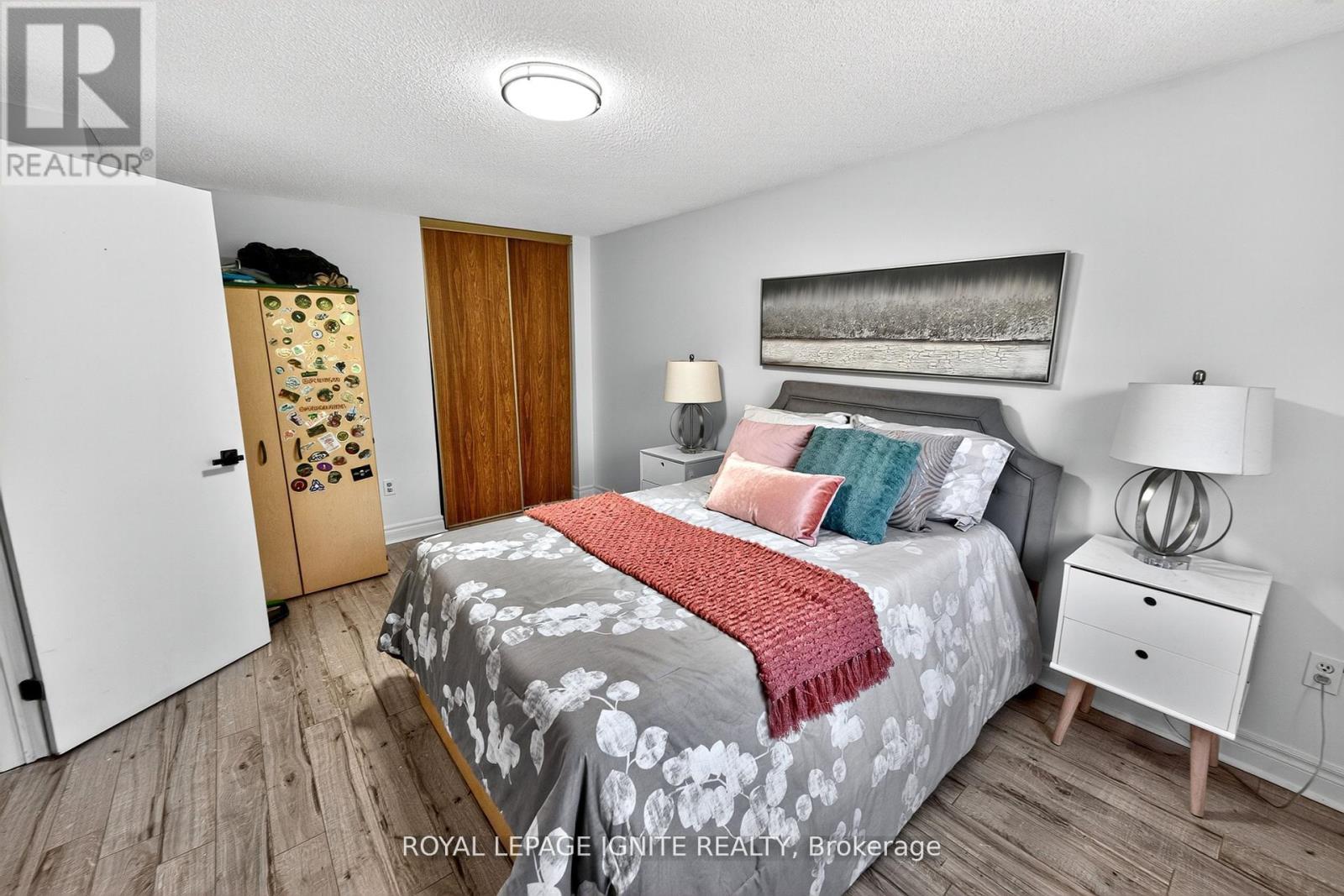 Photo 23 of 7 Ducatel Crescent, Ajax ON
