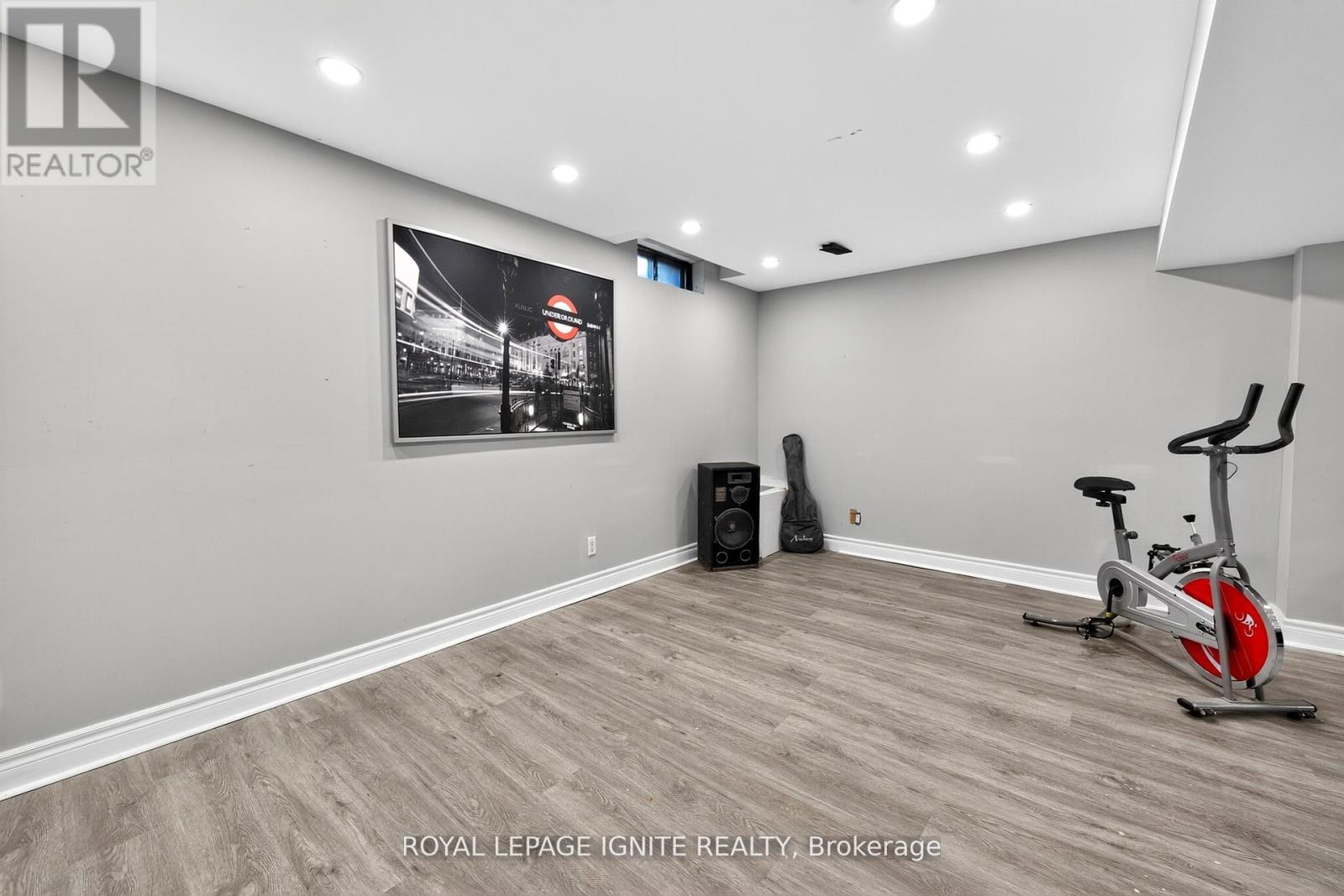 Photo 30 of 7 Ducatel Crescent, Ajax ON