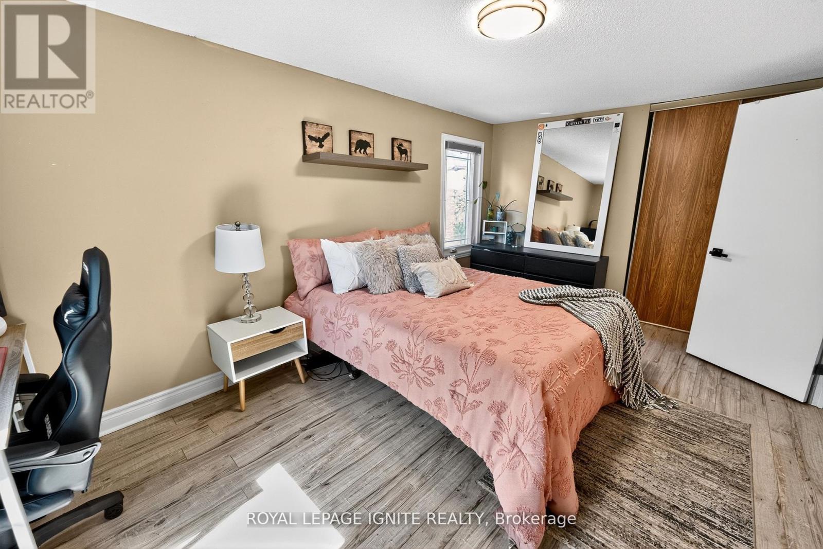 Photo 28 of 7 Ducatel Crescent, Ajax ON
