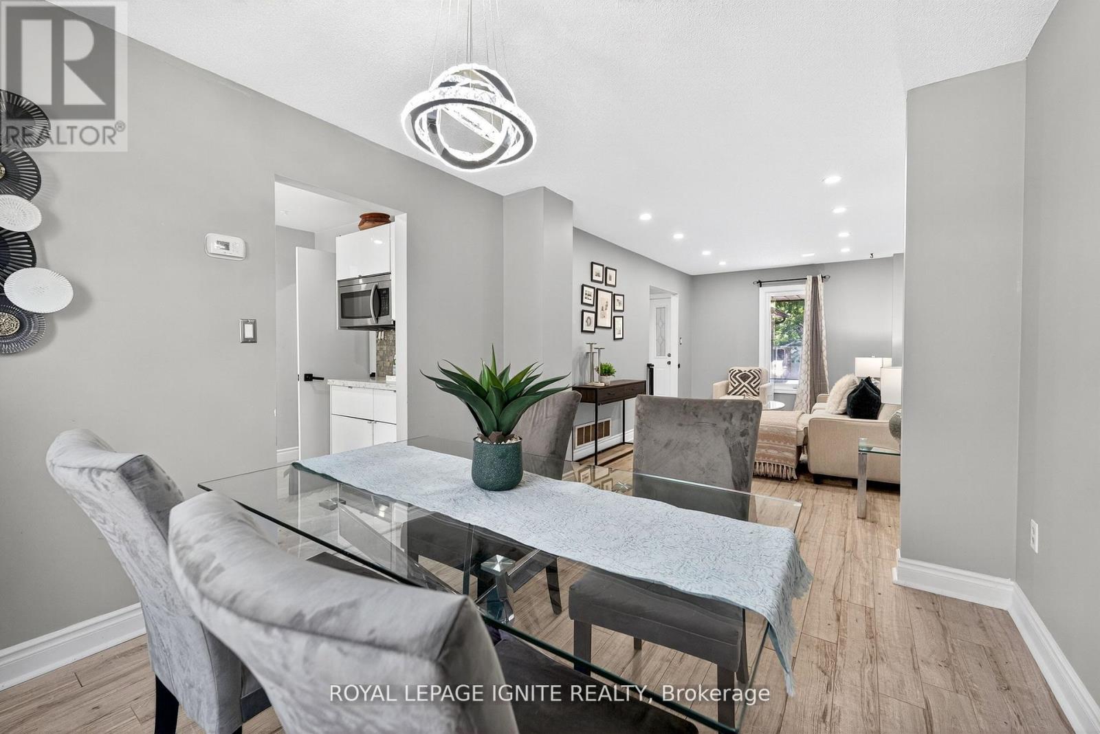 Photo 7 of 7 Ducatel Crescent, Ajax ON