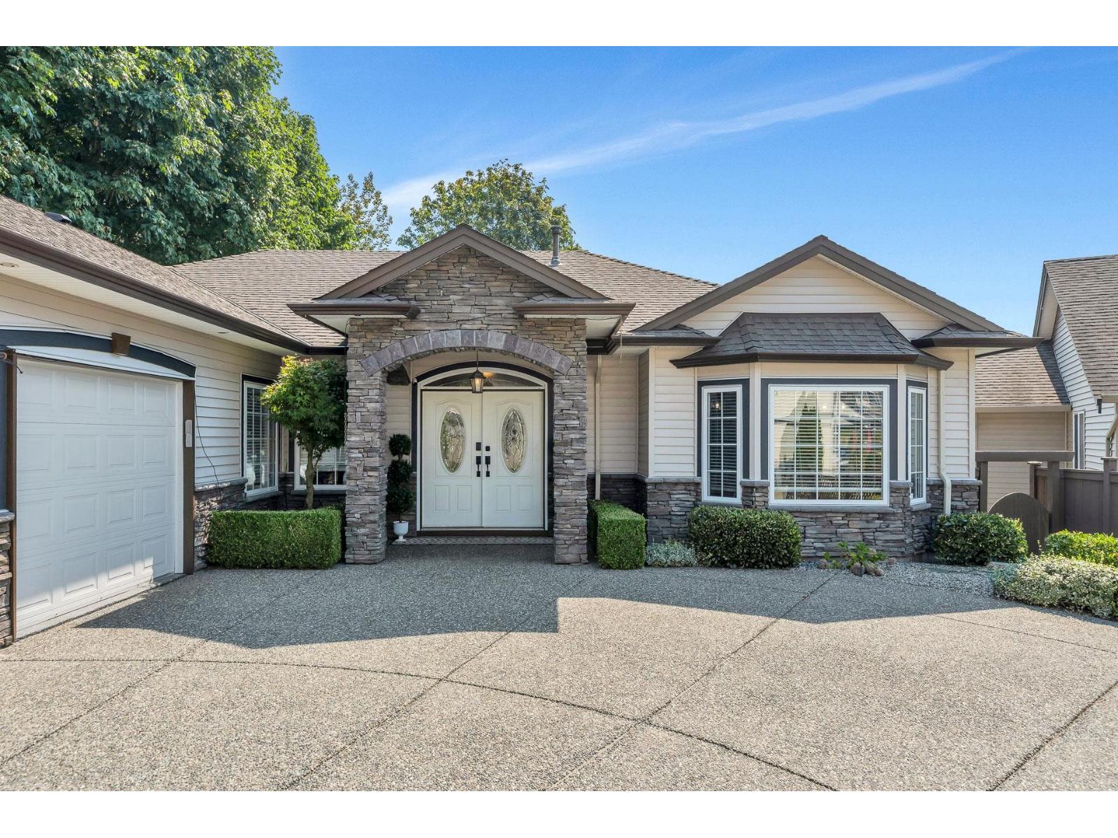 Photo 1 of 32477 W Bobcat Drive, Mission BC