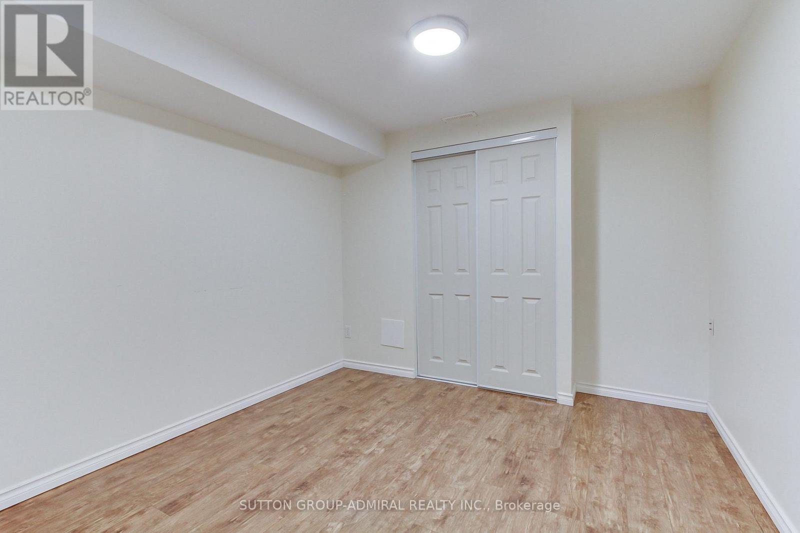 Photo 34 of 26 Carron Avenue, Vaughan ON