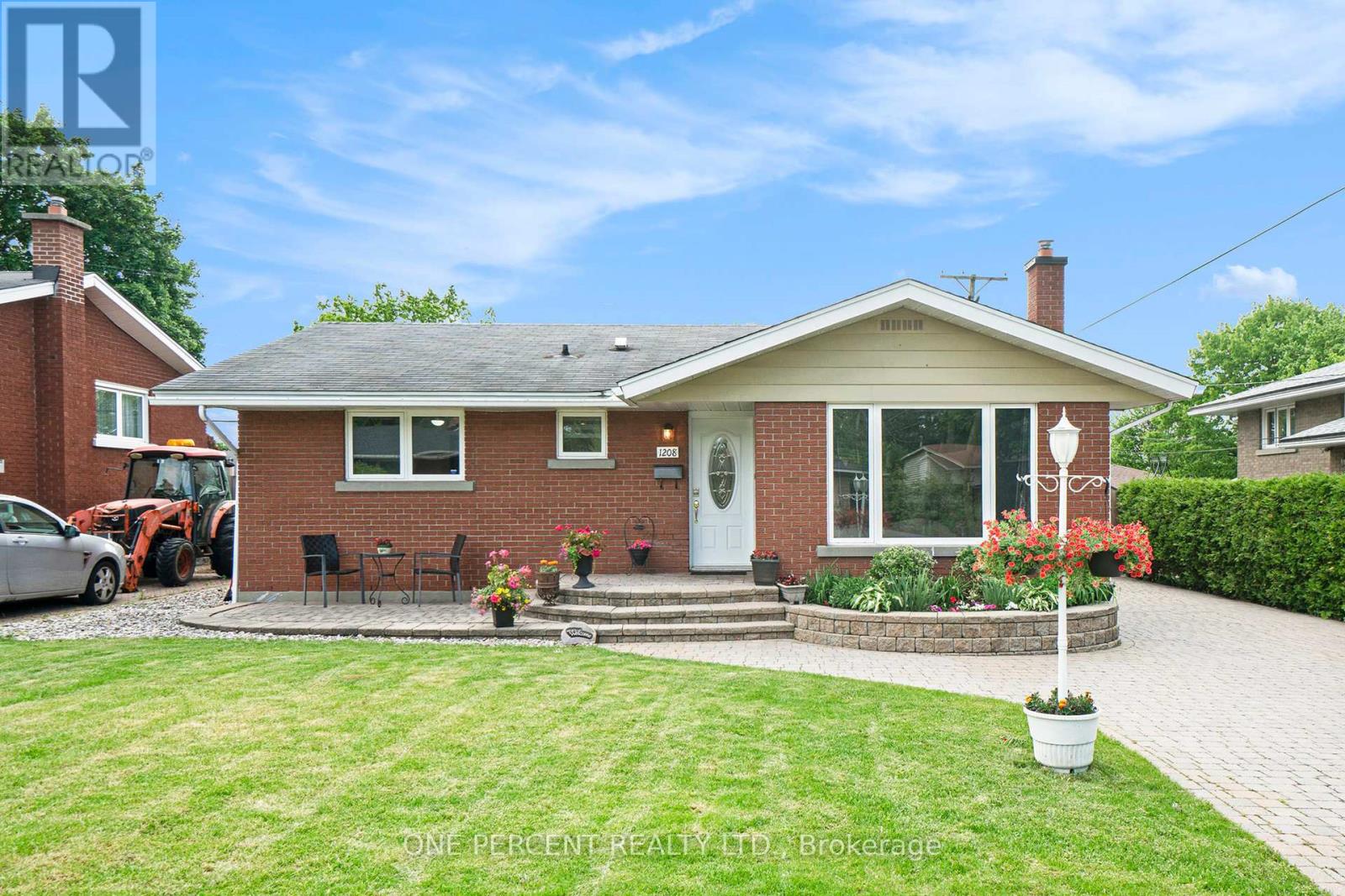 Photo 1 of 1208 Stanton Road, Ottawa ON