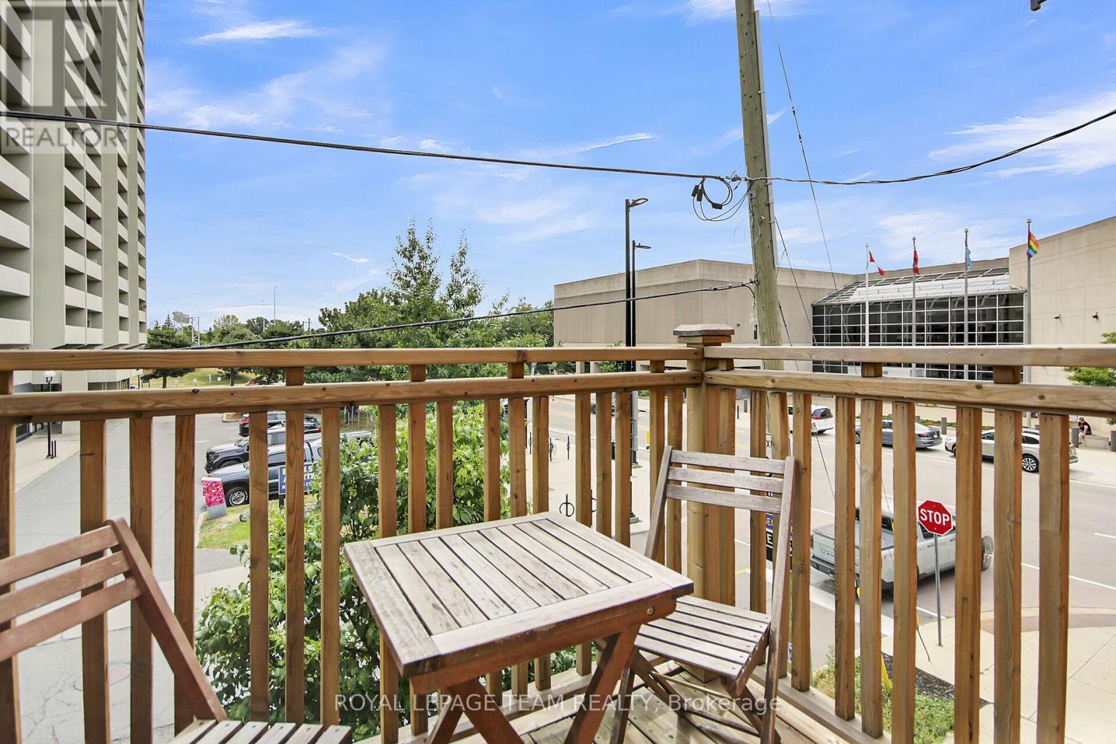 Photo 17 of 57 Argyle Avenue, Ottawa ON