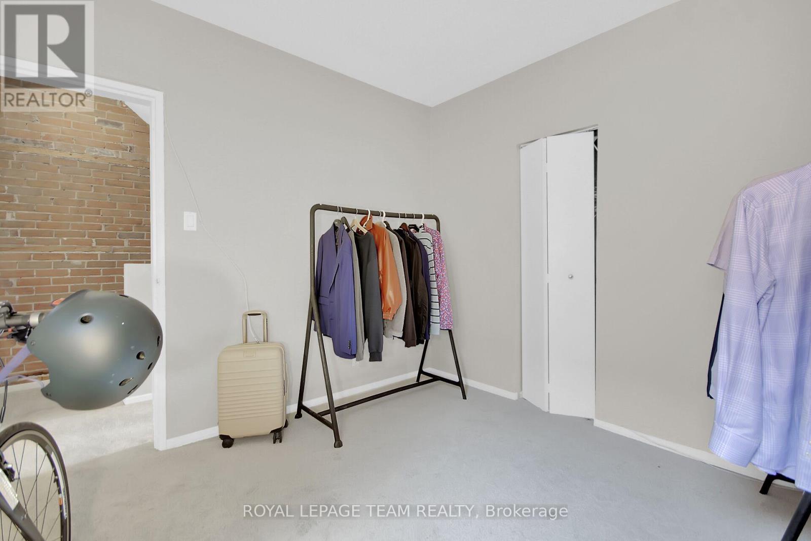 Photo 18 of 57 Argyle Avenue, Ottawa ON