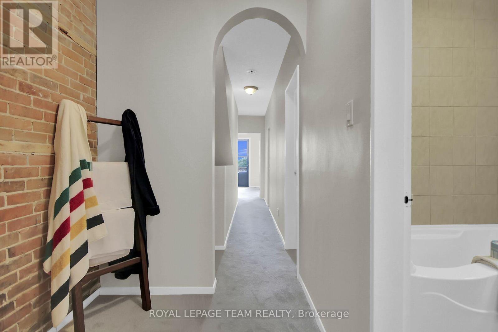 Photo 22 of 57 Argyle Avenue, Ottawa ON