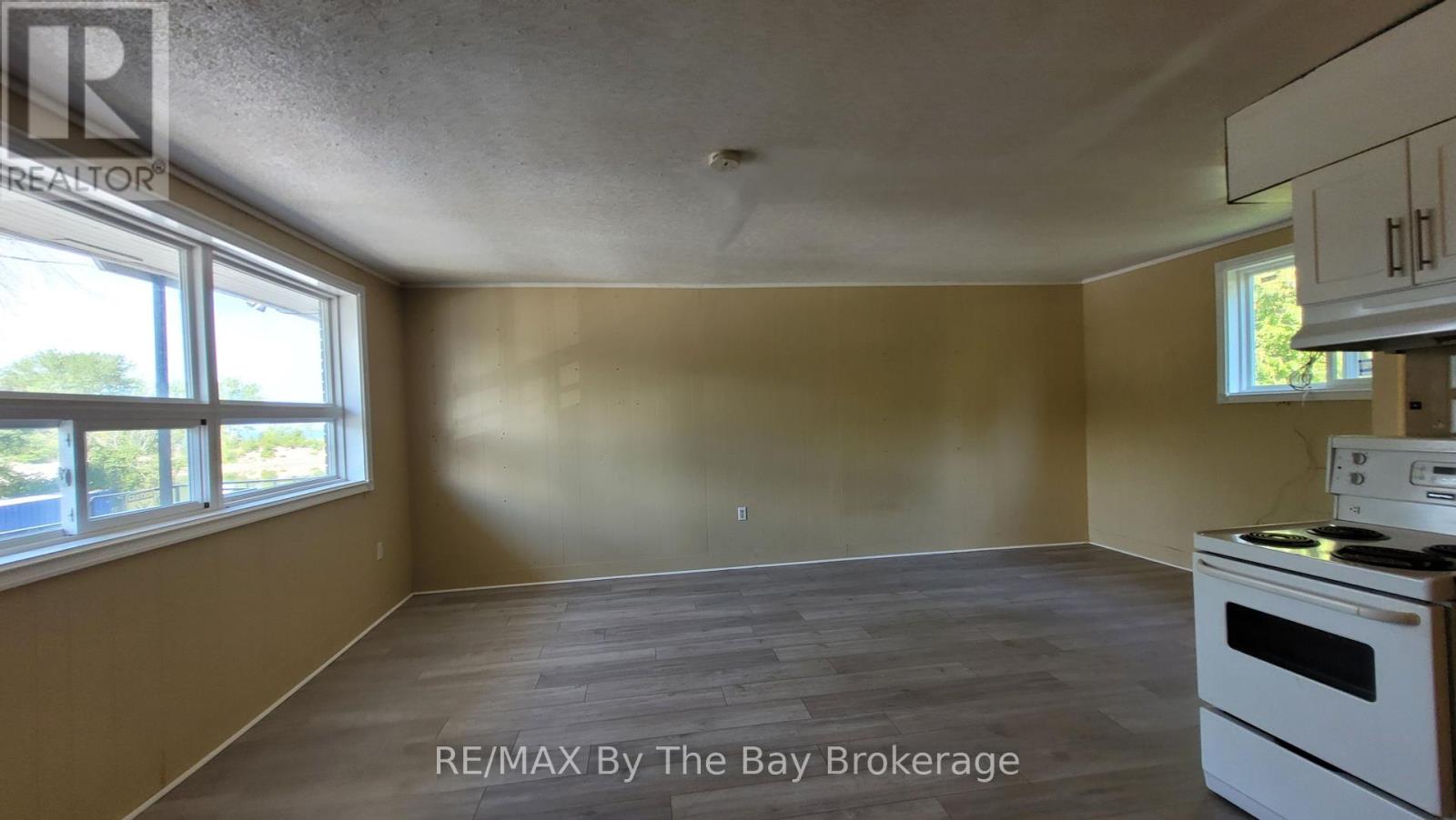 Photo 10 of B 04 280 River Road E, Wasaga Beach ON