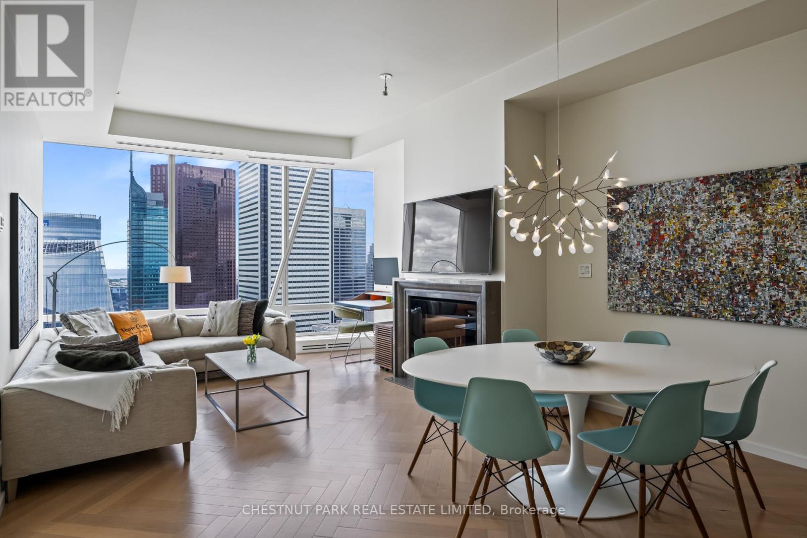 Photo 1 of 5707 180 University Avenue, Toronto ON