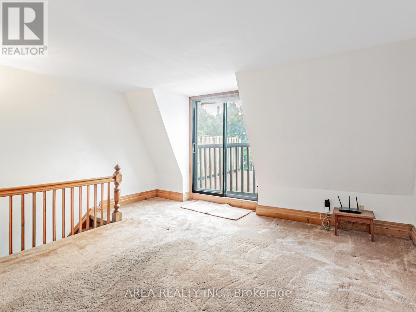 Photo 19 of 50 Mackenzie Crescent, Toronto ON