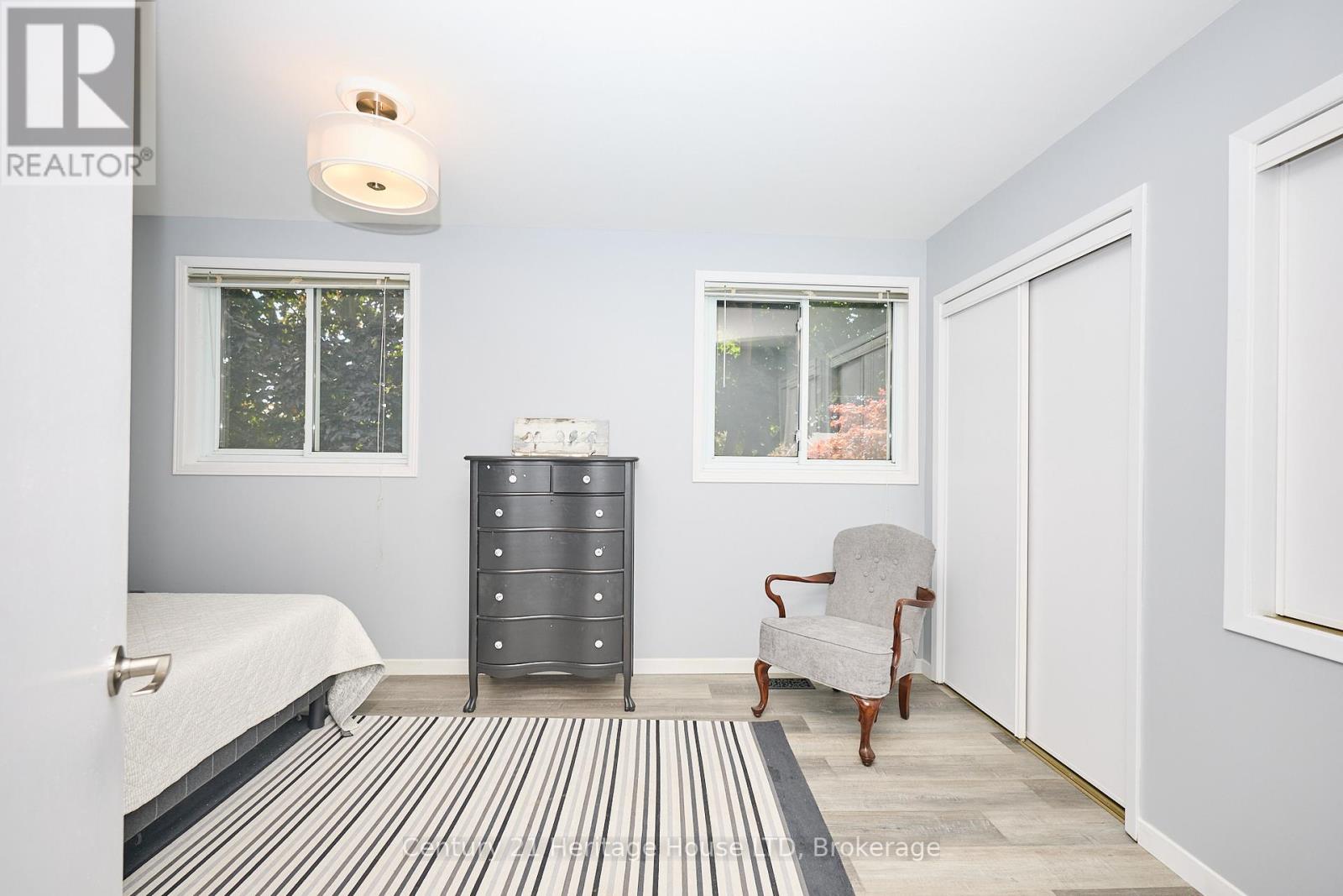 Photo 14 of 15 Malkin Avenue, Fort Erie ON