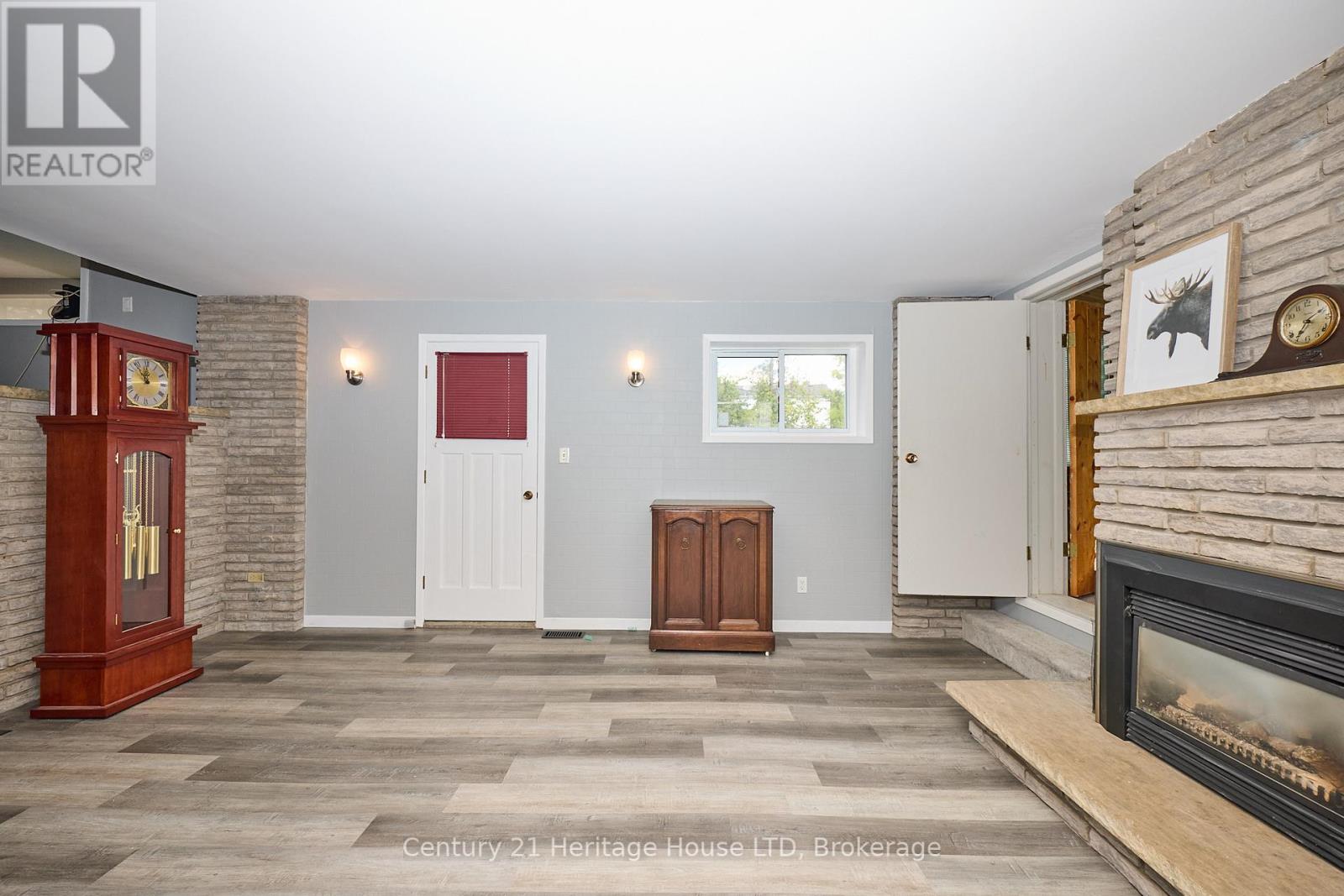 Photo 23 of 15 Malkin Avenue, Fort Erie ON