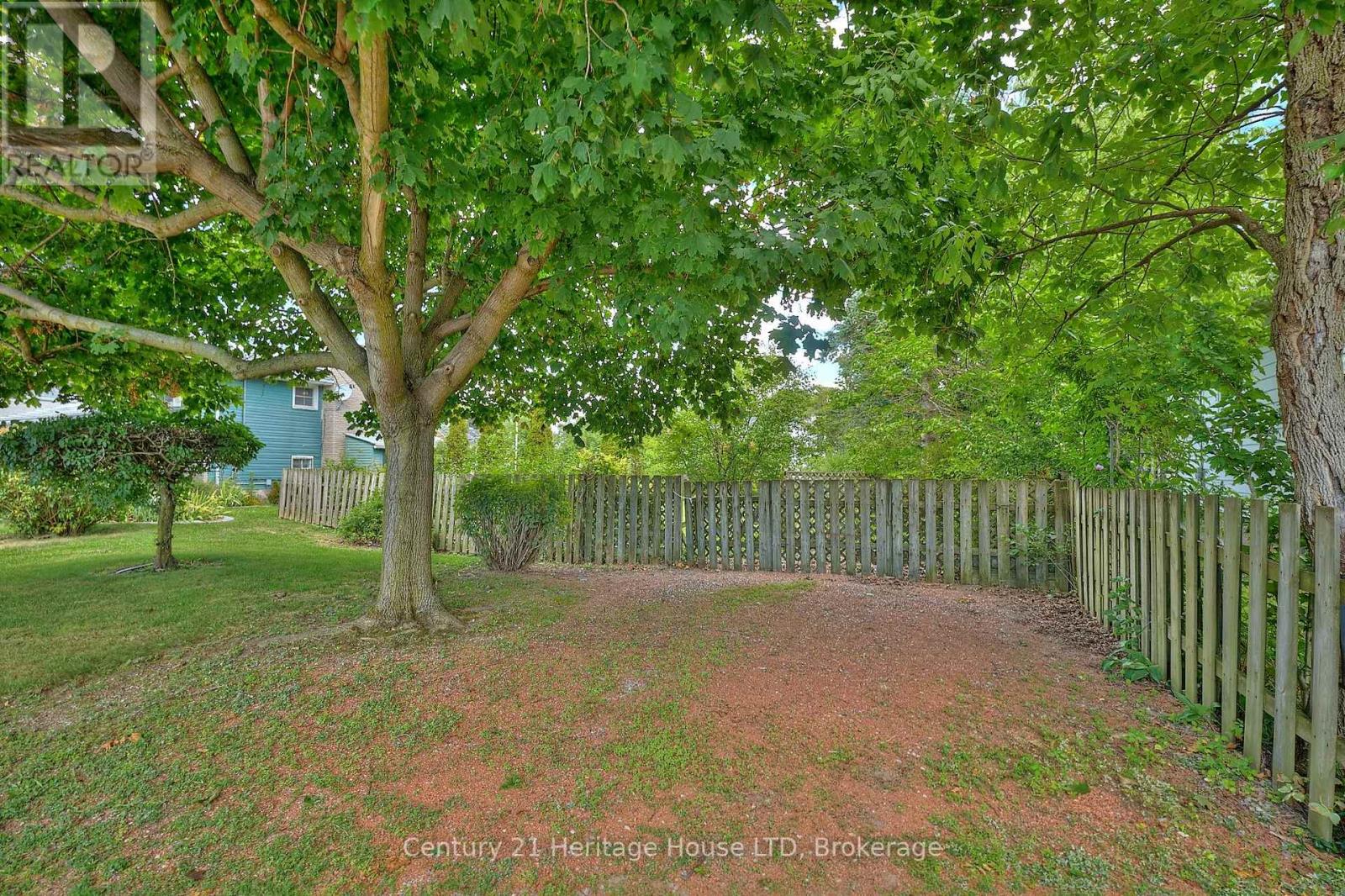 Photo 36 of 15 Malkin Avenue, Fort Erie ON