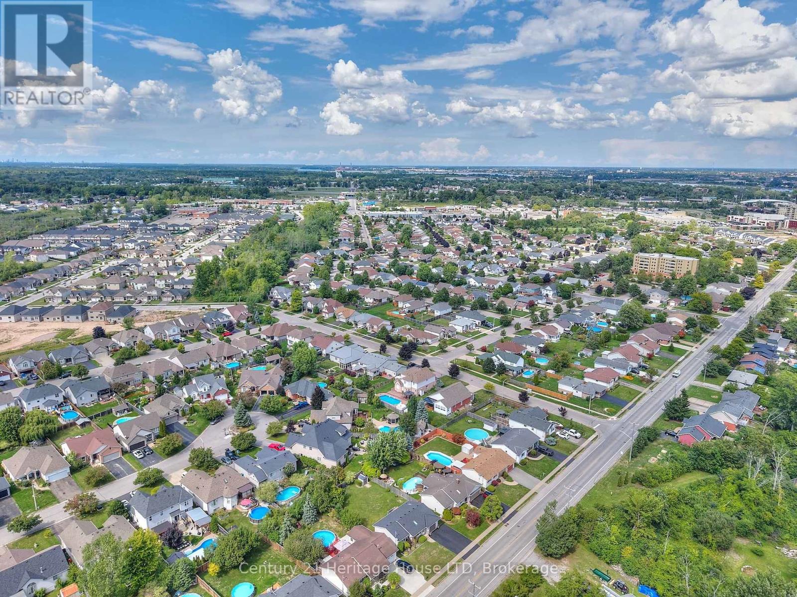Photo 47 of 15 Malkin Avenue, Fort Erie ON