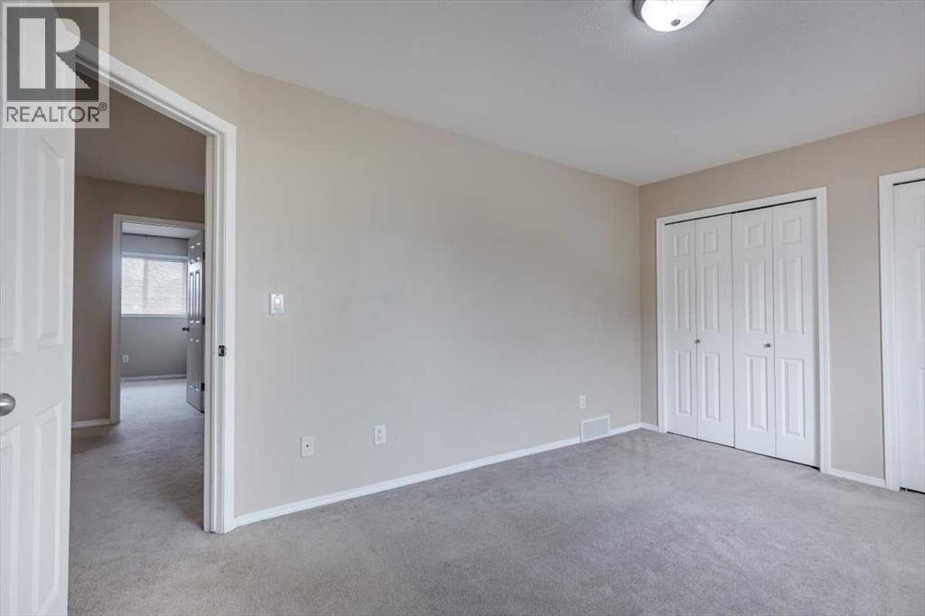 Photo 31 of 9 2 Hinshaw Drive, Sylvan Lake AB