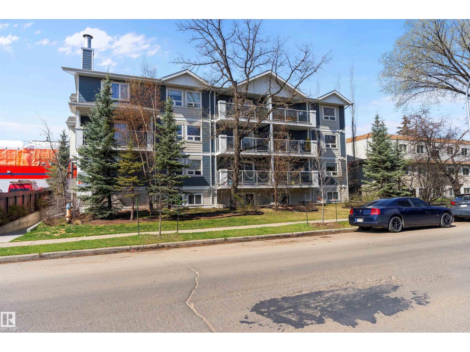 Photo 5 of 303 10710 116 St Nw, Edmonton AB