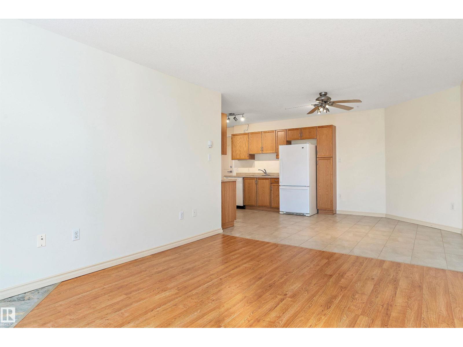 Photo 19 of 303 10710 116 St Nw, Edmonton AB