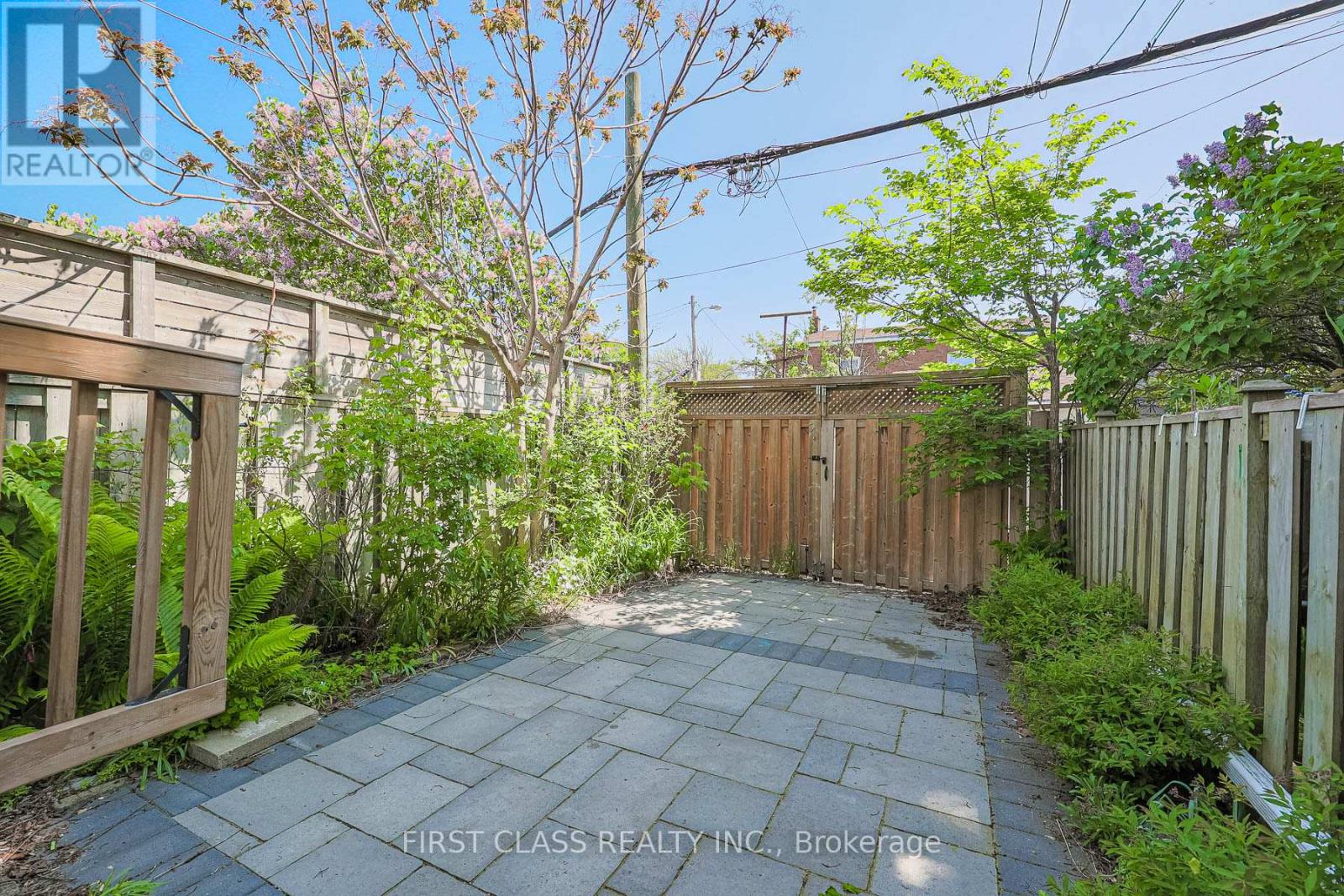 Photo 26 of 53 Aldridge Avenue, Toronto ON