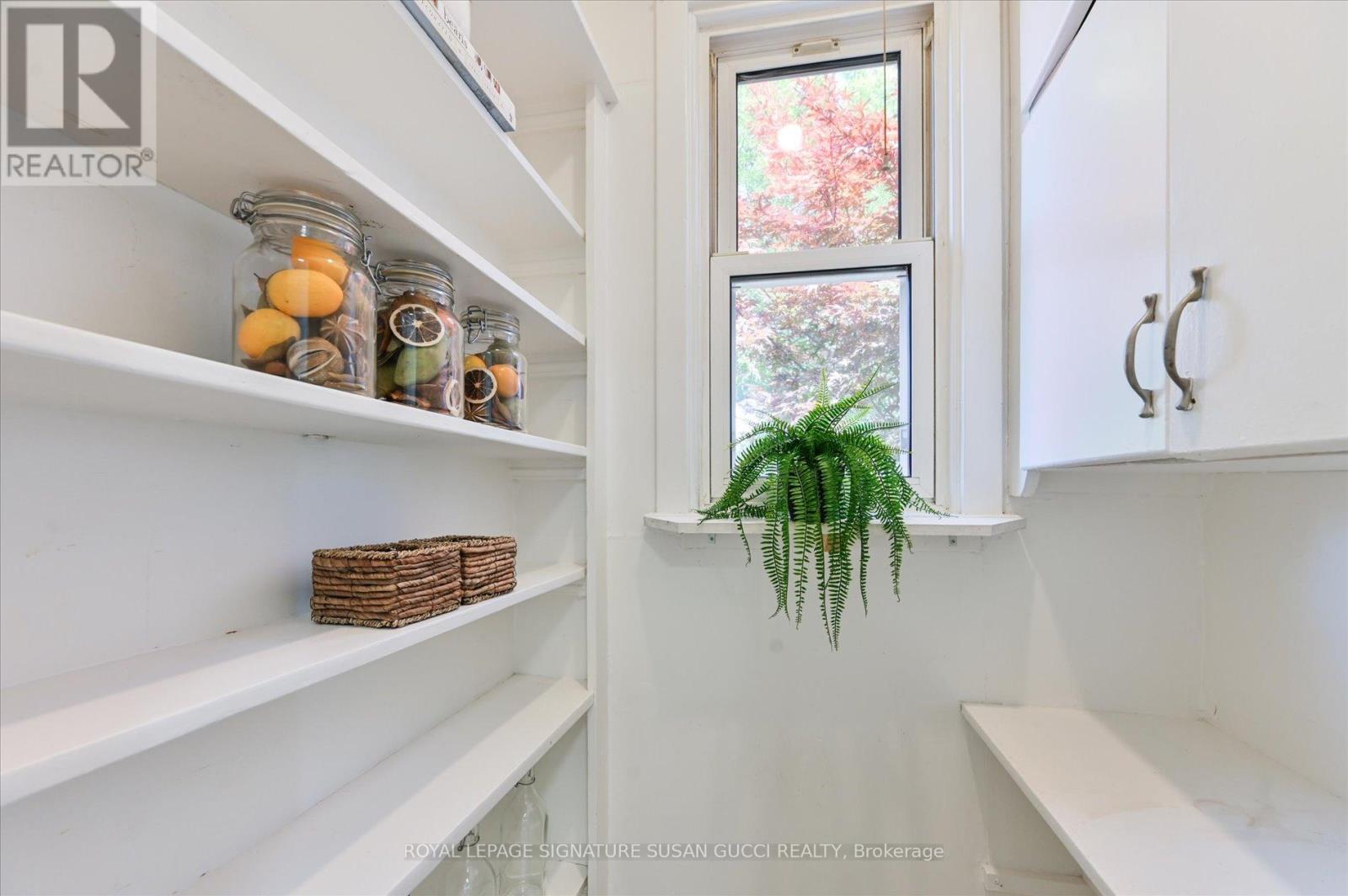 Photo 14 of 281 Westlake Avenue, Toronto ON