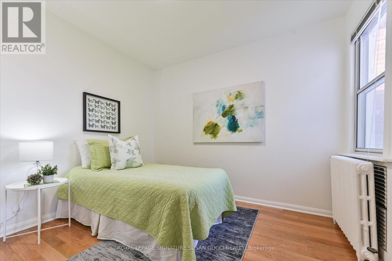 Photo 16 of 281 Westlake Avenue, Toronto ON