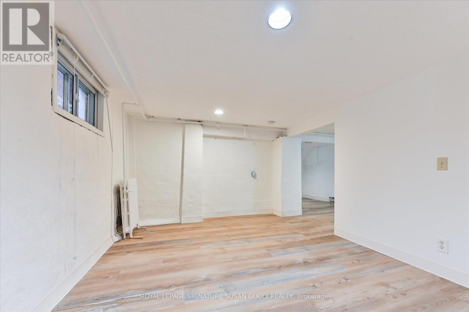 Photo 18 of 281 Westlake Avenue, Toronto ON