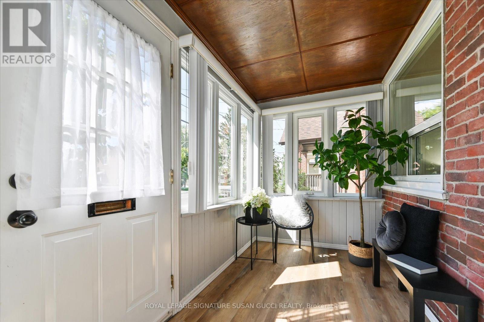 Photo 4 of 281 Westlake Avenue, Toronto ON