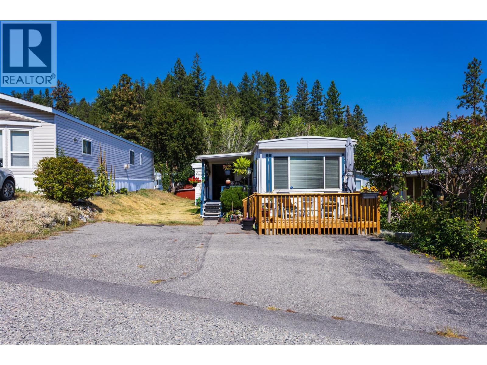 13 6711 97 Highway, Peachland