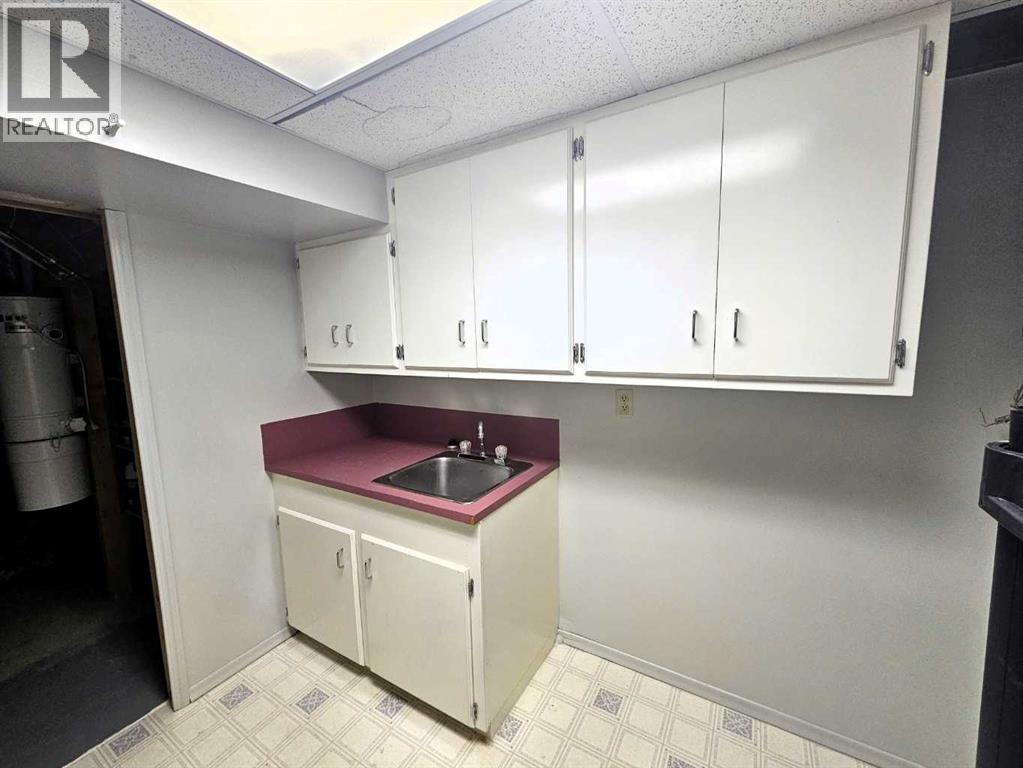 Photo 28 of 55 Elwell Close, Red Deer AB