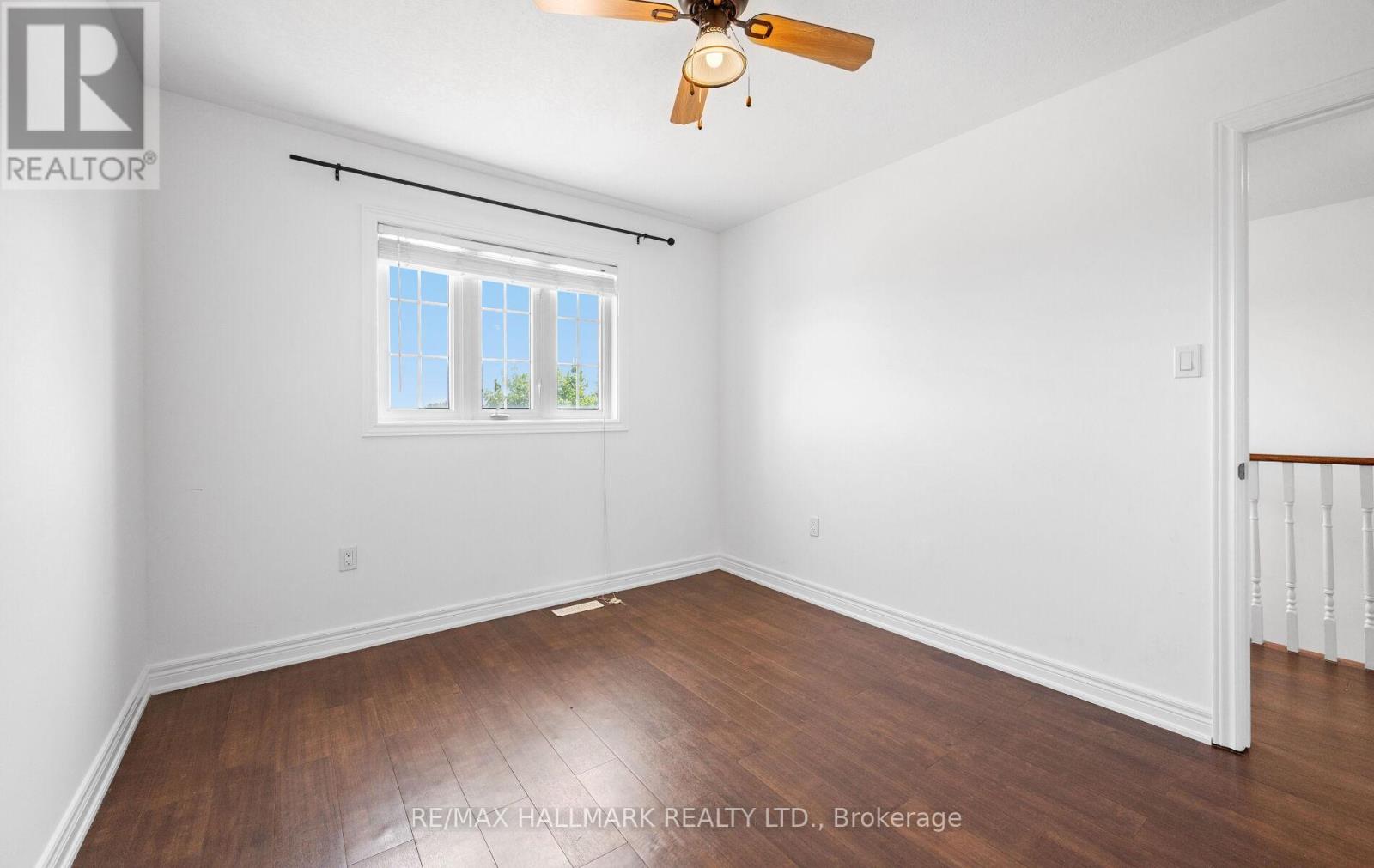 Photo 38 of 26 Aishford Road, Bradford West Gwillimbury ON