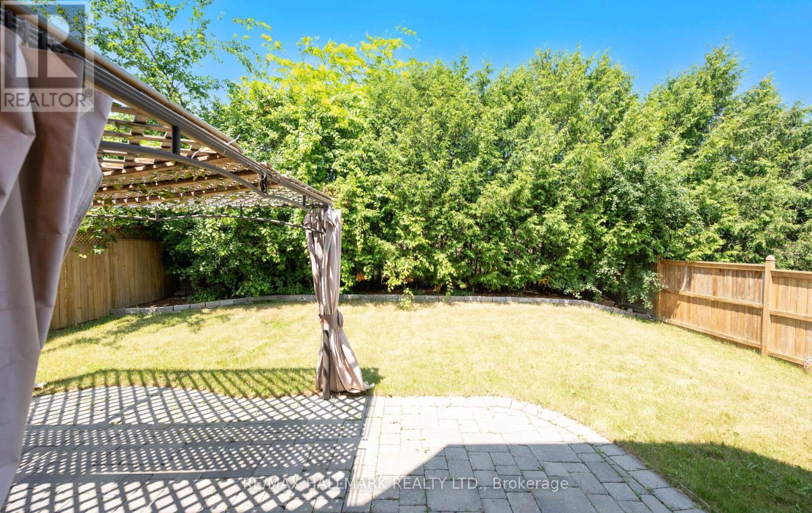 Photo 40 of 26 Aishford Road, Bradford West Gwillimbury ON