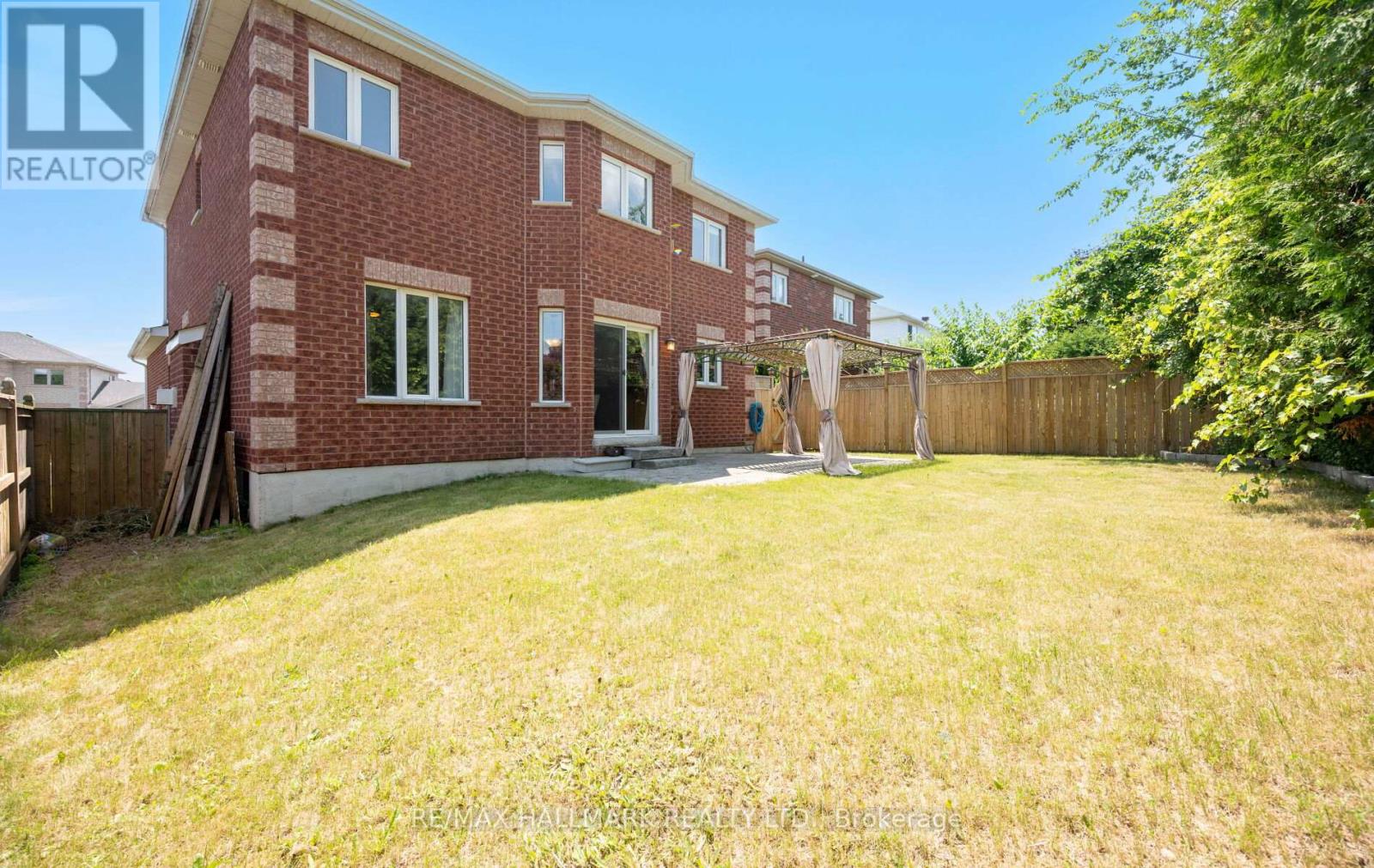 Photo 43 of 26 Aishford Road, Bradford West Gwillimbury ON