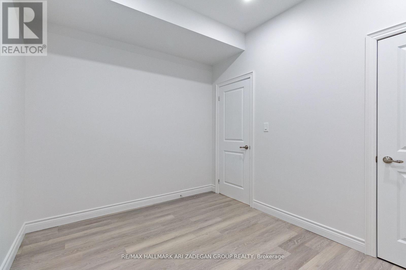 Photo 23 of Lower 177 The Queensway, Georgina ON