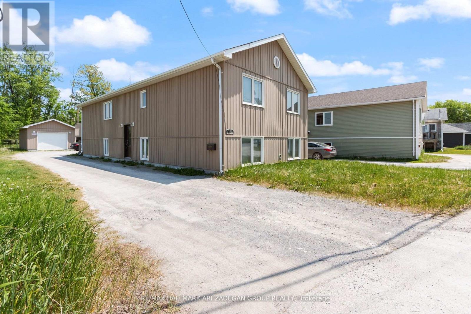 Photo 27 of Lower 177 The Queensway, Georgina ON