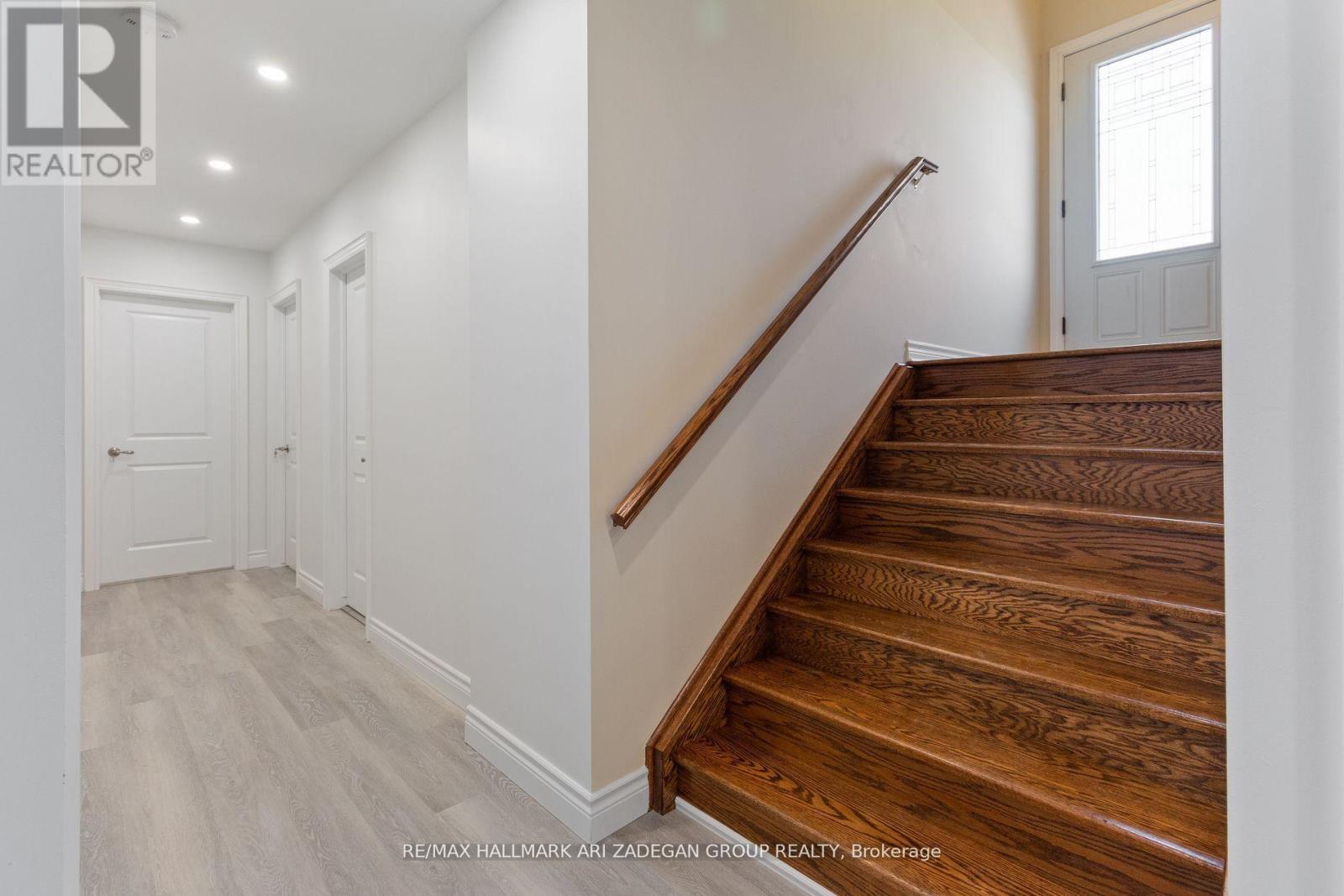 Photo 3 of Lower 177 The Queensway, Georgina ON