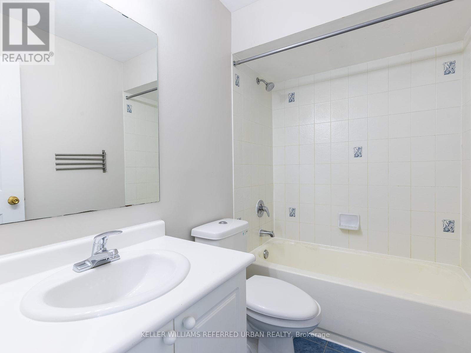 Photo 16 of 10 Coleman Drive, Barrie ON