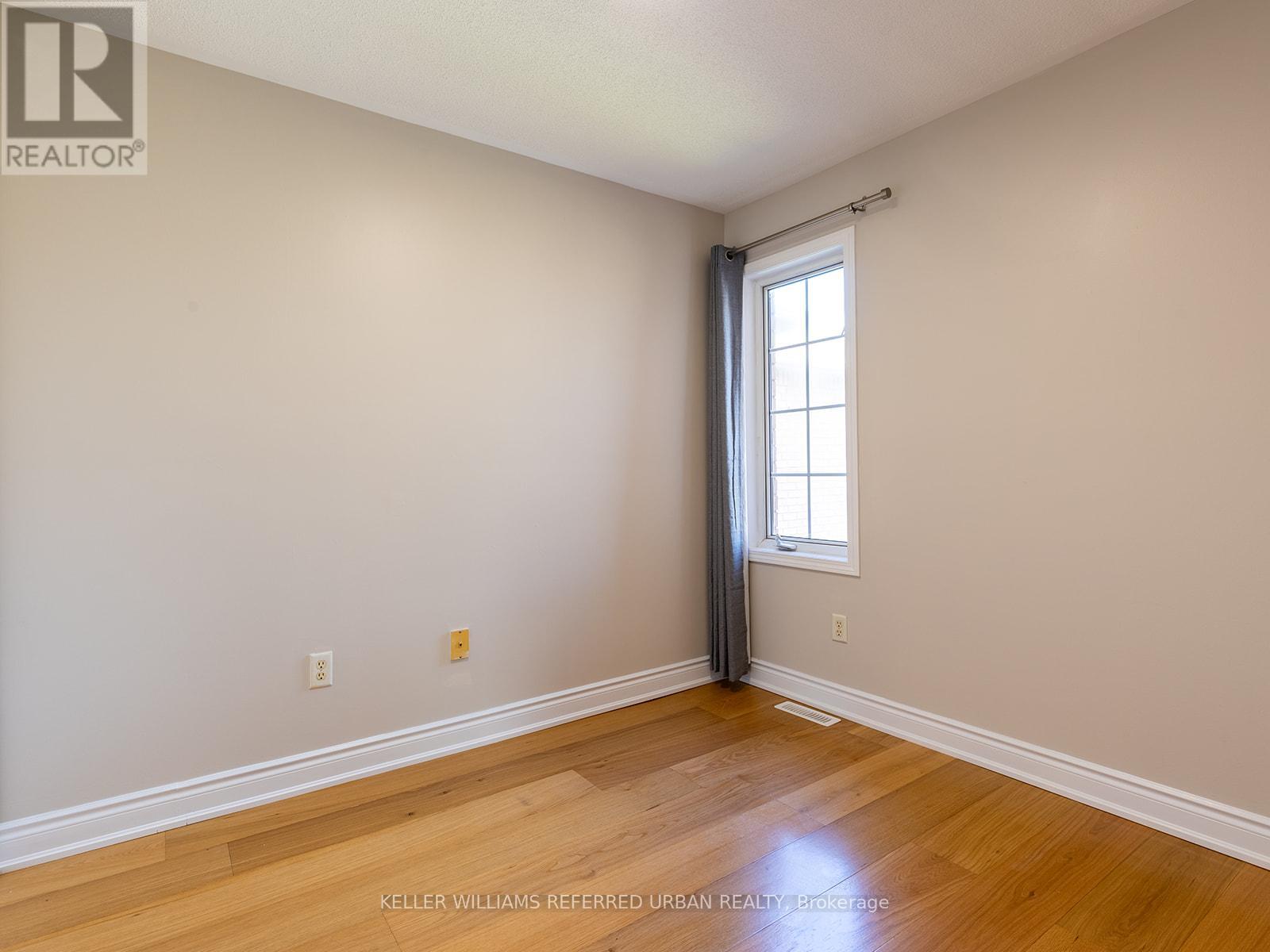 Photo 25 of 10 Coleman Drive, Barrie ON