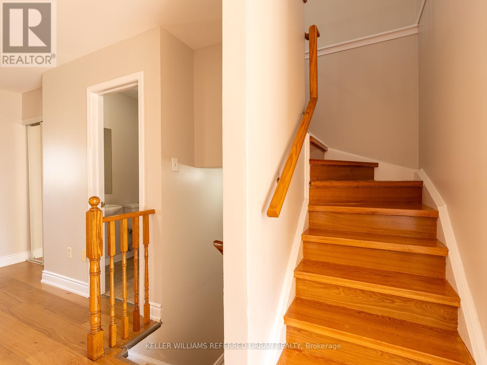 Photo 8 of 10 Coleman Drive, Barrie ON