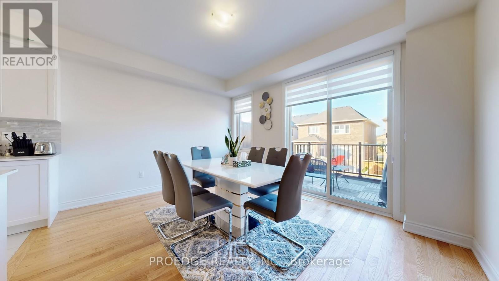 Photo 11 of 3227 Sixth Line, Oakville ON
