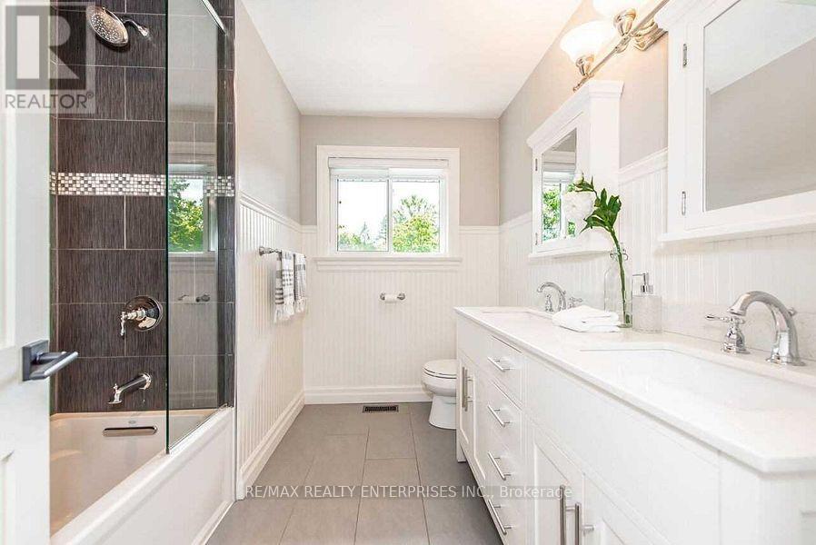 Photo 14 of 1478 Rogerswood Court, Mississauga ON
