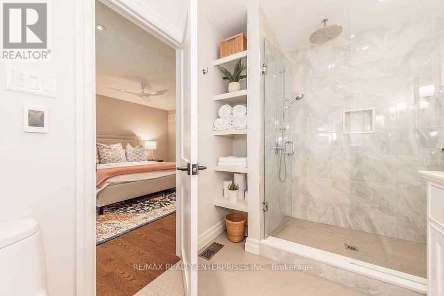 Photo 17 of 1478 Rogerswood Court, Mississauga ON