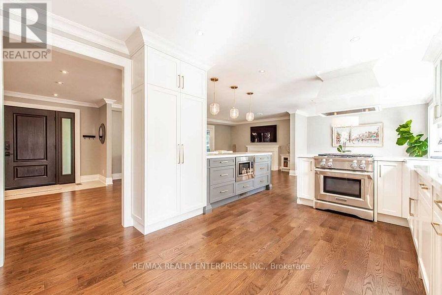 Photo 6 of 1478 Rogerswood Court, Mississauga ON