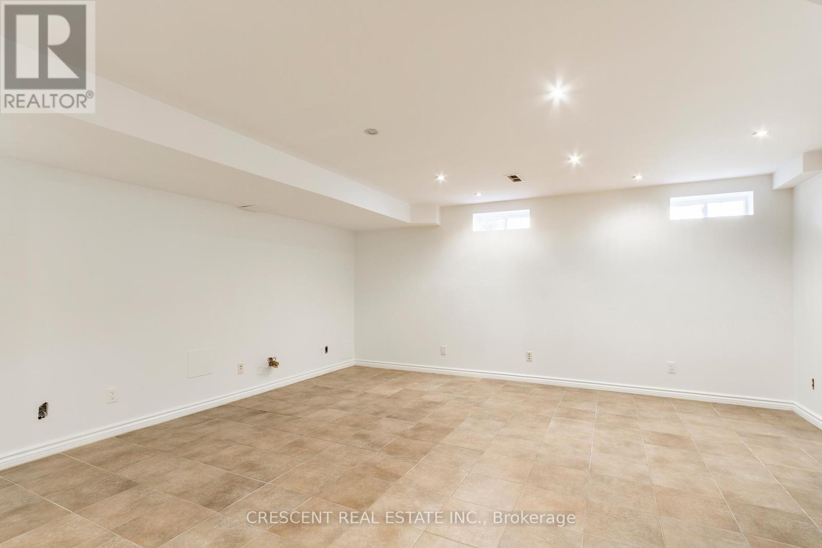 Photo 26 of 5971 Stonebriar Crescent, Mississauga ON