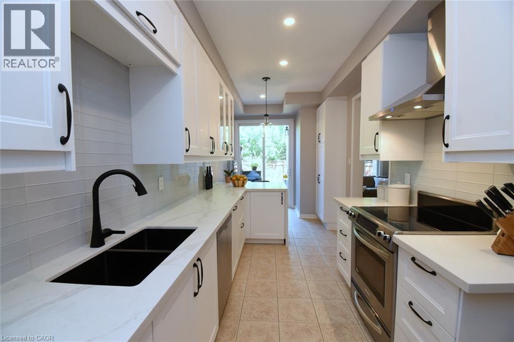 Photo 16 of 2980 Guire Common, Burlington ON