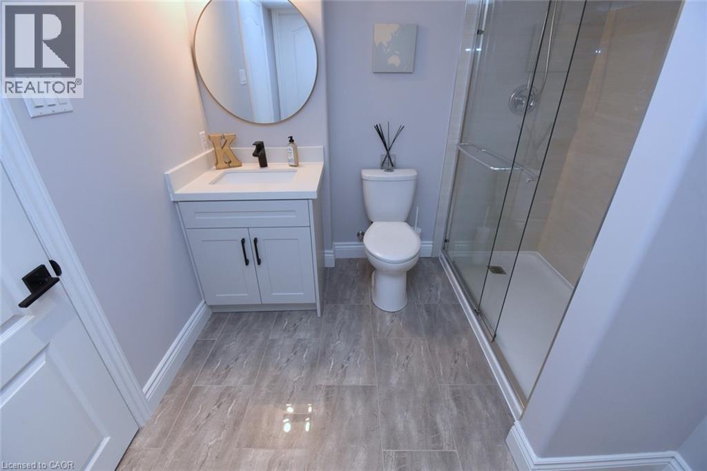 Photo 35 of 2980 Guire Common, Burlington ON