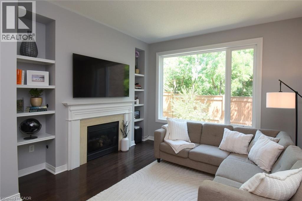 Photo 8 of 2980 Guire Common, Burlington ON