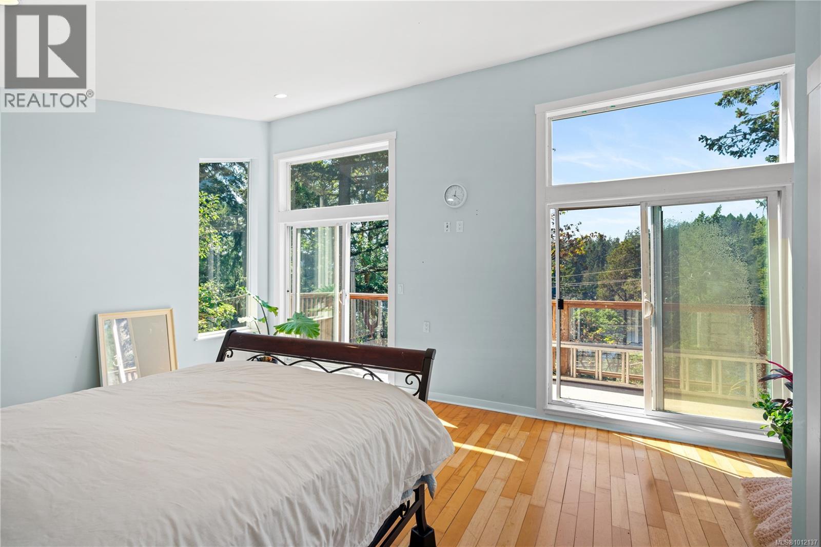 2545 Florence Lake Rd, Langford